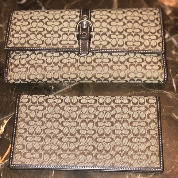 Coach Handbags - Authentic Coach Checkbook Wallet
